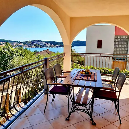Apartament Attila Trogir