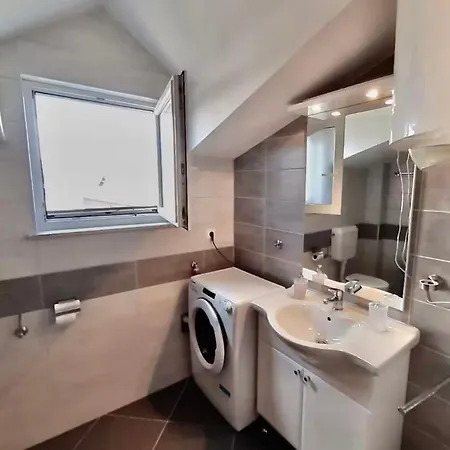 Attila Appartement *