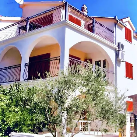 Appartement Attila Trogir